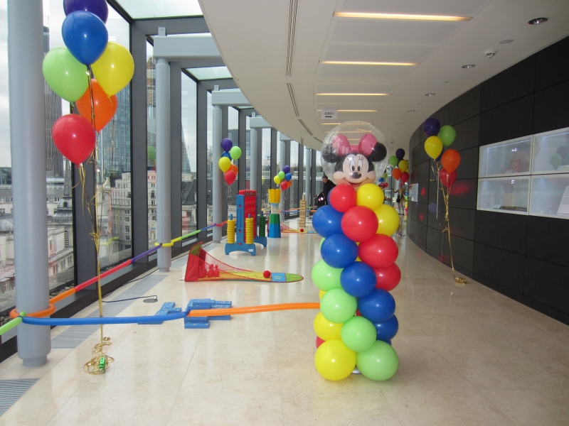 Balloon column for corporate event in London