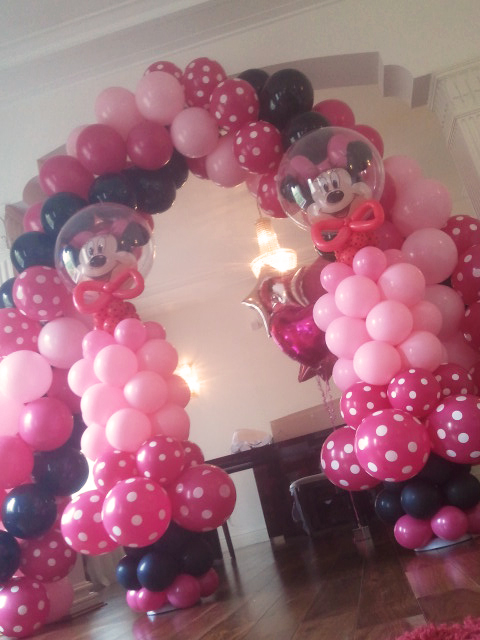 Minnie mouse balloons London