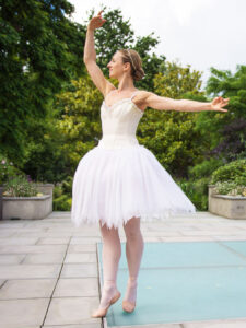 Ballerina party theme in London 12