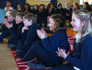 Children's entertainer for school party in London