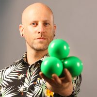 hire-juggler-for-kids-party-London