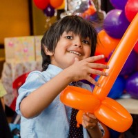 kids-balloon-modelling-london