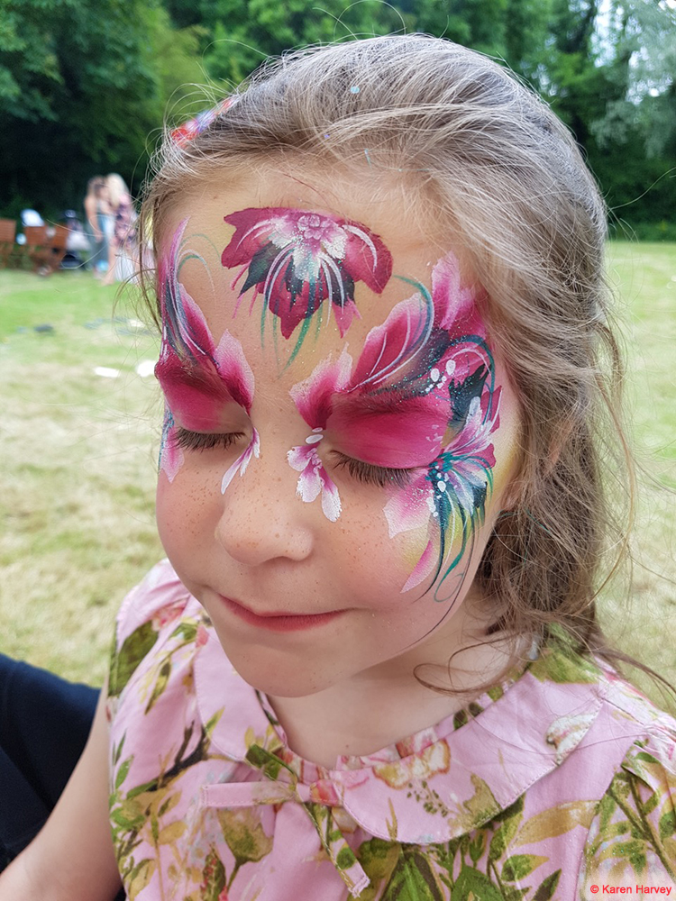 Face Painter for kids parties in London 1